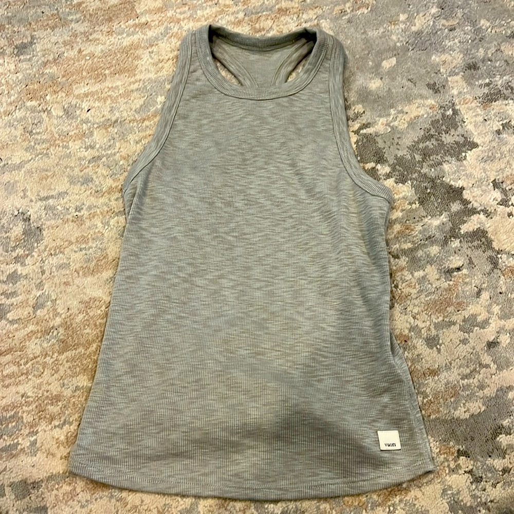 Vuori Lux Performance Tank Size XS